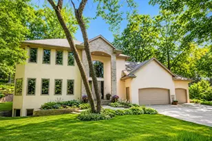 419 Brandywine Dr, Burnsville, MN 55337 - Photo 1