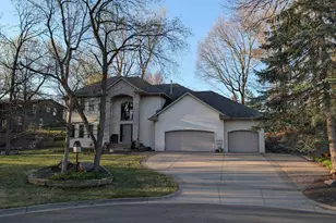 419 Brandywine Dr, Burnsville, MN 55337 - Photo 31