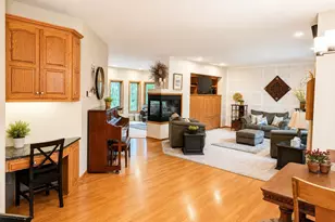 419 Brandywine Dr, Burnsville, MN 55337 - Photo 13