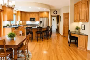 419 Brandywine Dr, Burnsville, MN 55337 - Photo 11