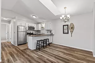 732 Parkside Dr, Vadnais Heights, MN 55127 - Photo 13