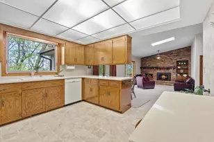 6708 W 82nd St, Bloomington, MN 55438 - Photo 15