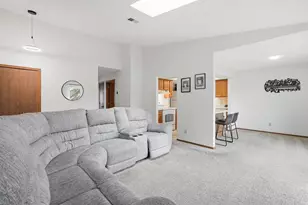6233 Magda Dr, Maple Grove, MN 55369 - Photo 3