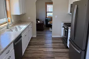 306 7th Ave NE, Roseau, MN 56751 - Photo 15