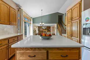 2655 N Barclay St, Maplewood, MN 55109 - Photo 9