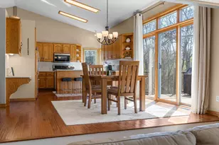 2655 N Barclay St, Maplewood, MN 55109 - Photo 5