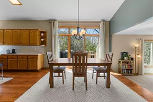 2655 N Barclay St, Maplewood, MN 55109 - Photo 13