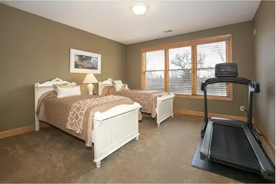 10689 Sonoma Ridge, Eden Prairie, MN 55347 - Photo 35