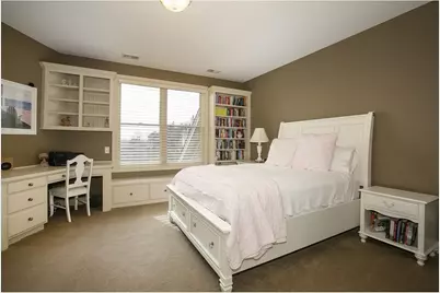 10689 Sonoma Ridge, Eden Prairie, MN 55347 - Photo 29