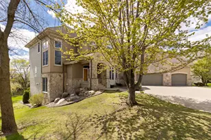 10689 Sonoma Ridge, Eden Prairie, MN 55347 - Photo 59