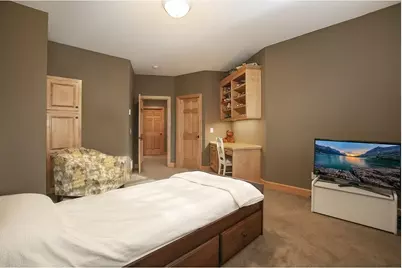 10689 Sonoma Ridge, Eden Prairie, MN 55347 - Photo 45