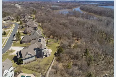 10689 Sonoma Ridge, Eden Prairie, MN 55347 - Photo 59