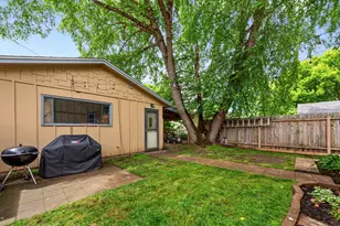 168 Hurley St E, West Saint Paul, MN 55118 - Photo 9
