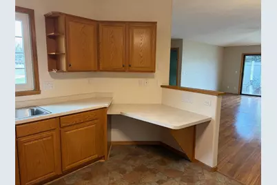 2940 12th Avenue S, Moorhead, MN 56560 - Photo 7