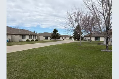 2940 12th Avenue S, Moorhead, MN 56560 - Photo 3