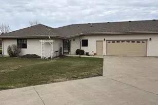 2940 12th Ave S, Moorhead, MN 56560 - Photo 1