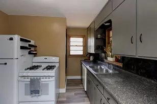 220 Adams Ave SE, Madelia, MN 56062 - Photo 15