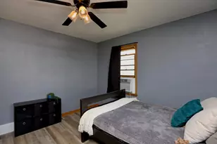 220 Adams Ave SE, Madelia, MN 56062 - Photo 9