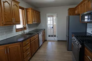 208 2nd St NE, Barnesville, MN 56514 - Photo 7