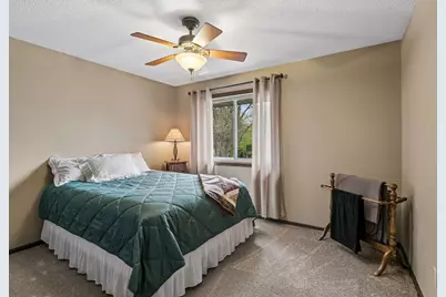 4211 Shirlee Lane N, Shoreview, MN 55126 - Photo 21
