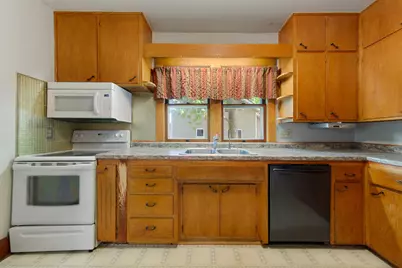 420 Main Street W, Waterville, MN 56096 - Photo 17