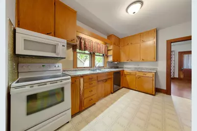 420 Main Street W, Waterville, MN 56096 - Photo 5