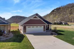 573 Cedar Dr, Lake City, MN 55041 - Photo 55