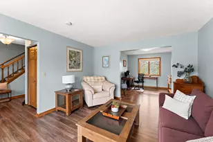 8906 Sequoia Rd, Woodbury, MN 55125 - Photo 7