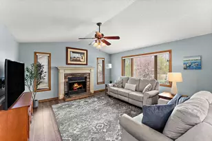8906 Sequoia Rd, Woodbury, MN 55125 - Photo 11