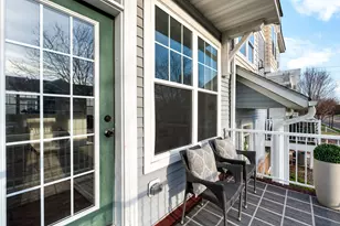 1667 Village Trail E, Maplewood, MN 55109 - Photo 37