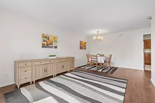 78 10th St E, Saint Paul, MN 55101 - Photo 3