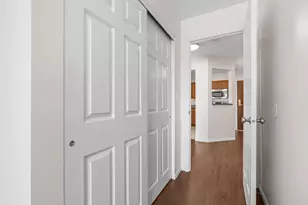 78 10th St E, Saint Paul, MN 55101 - Photo 13