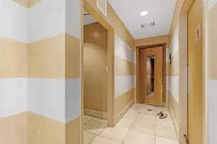 78 10th St E, Saint Paul, MN 55101 - Photo 33