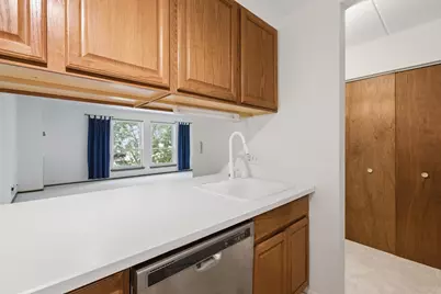 6650 Vernon Avenue S #409, Edina, MN 55436 - Photo 7