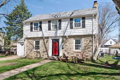 1389 Hoyt Avenue W, Falcon Heights, MN 55108 - Photo 1