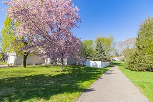 13968 Yosemite Ave S, Savage, MN 55378 - Photo 39