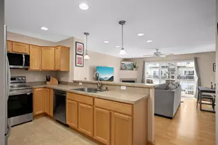 8173 Darcy Ln, Inver Grove Heights, MN 55076 - Photo 17