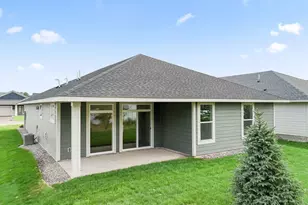 17717 Everest Ave, Lakeville, MN 55044 - Photo 7