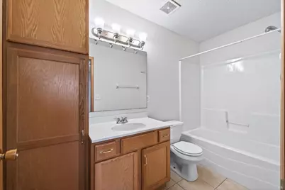 667 Aurora Avenue, Saint Paul, MN 55104 - Photo 13