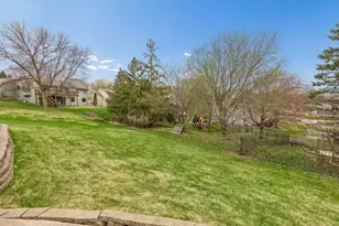 20955 Jamestown Ave, Lakeville, MN 55044 - Photo 37