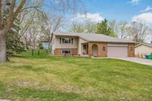 9351 Yucca Ln N, Maple Grove, MN 55369 - Photo 3