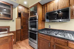 924 Marshall Ave, Saint Paul, MN 55104 - Photo 29