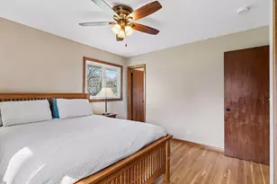 151 Mission Ln, Bloomington, MN 55420 - Photo 19