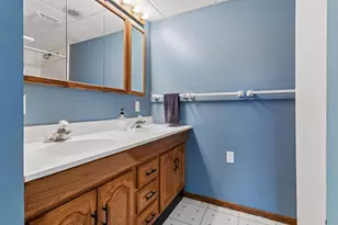 151 Mission Ln, Bloomington, MN 55420 - Photo 39