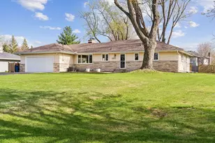 151 Mission Ln, Bloomington, MN 55420 - Photo 3
