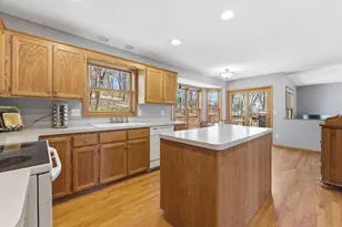 4030 Woodhill Ct, Rockford, MN 55373 - Photo 9
