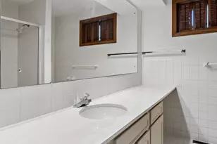 6112 Jeffrey Ln, Edina, MN 55436 - Photo 41