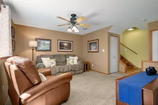 7637 Century Ct, Chanhassen, MN 55317 - Photo 17