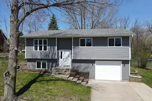 816 Park St W, Cannon Falls, MN 55009 - Photo 31