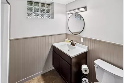 816 Park Street W, Cannon Falls, MN 55009 - Photo 23